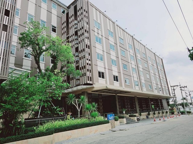 ขายขาดทุนโรงแรมที่พัทยากลาง ติดถนนหลักสุขุมวิทรีโนเวทใหม่เรียบร้อยแล้วพร้อมดำเนินกิจการต่อได้เลย