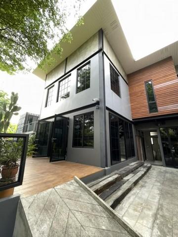 ให้เช่าอาคารสำนักงาน 160 ตร.ว. สไตล์โมเดิร์นลอฟท์ ราชพฤกษ์ บางรักน้อย นนทบุรี