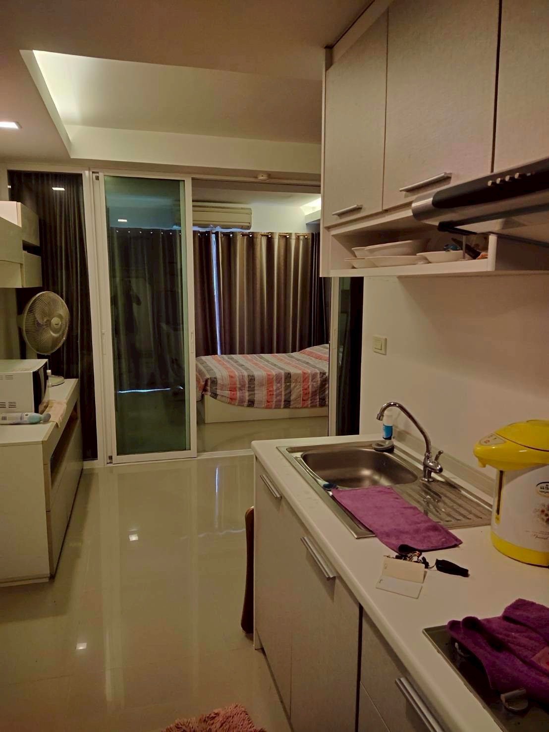 ขายคอนโดทำเลทอง ฌ็องเซลิเซ่ ปากเกร็ด ราคาสุดคุ้ม! เพียง 1.5 ล้านบาท