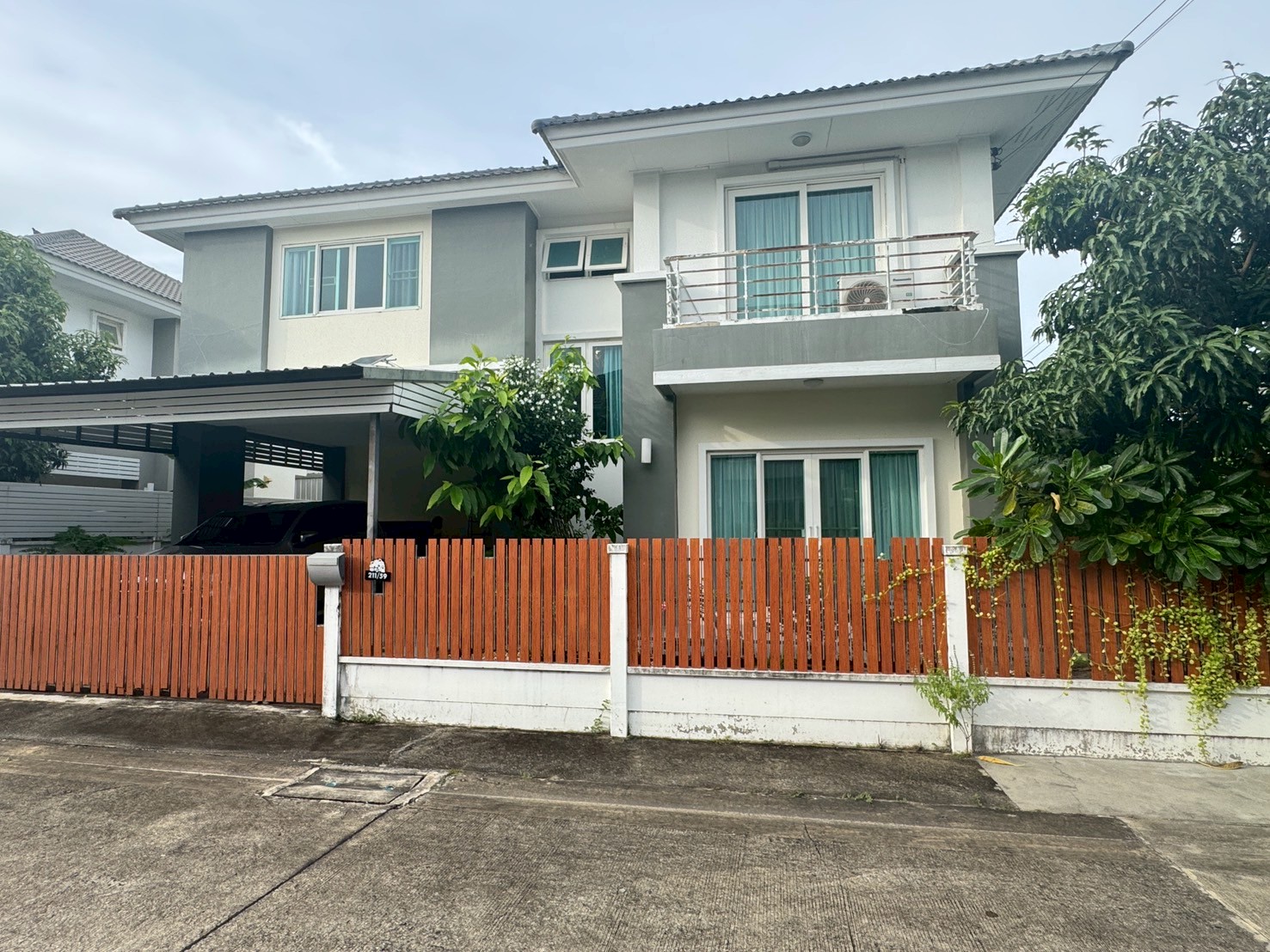 ขายบ้านKunalai Proud​ คุณาลัยพราว ทำเลดี เดินทางสะดวก บรรยากาศร่มรื่น เหมาะสำหรับอยู่อาศัย  เนื้อที่ 57.06 ตร.ว.