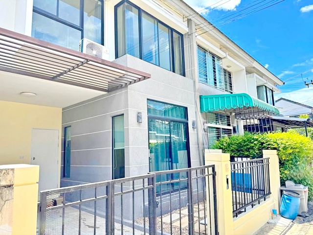  เฟอร์ครบ 3 นอน 2 น้ำ วิลล่า บางบัวทอง ให้เช่าทาวน์โฮม 2 ชั้น 29ตร.วา.โลตัส บางกรวย-ไทรน้อย 1.2 กม.