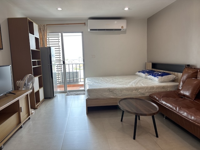 Regent Home 4 Sukhumvit 85 safe convenient 7th floor BTS On Nut