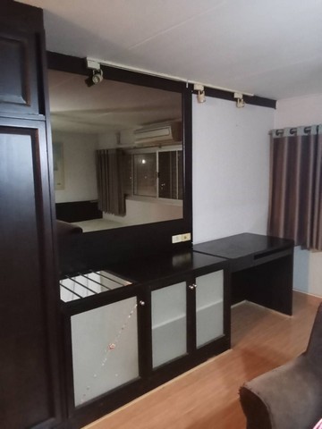 ขาย ให้เช่าคอนโดเมืองทอง P1 ชั้น 14 ด้านนอก Build in ไม้สักทั้งห้องสวยมากๆ เฟอร์ แอร์ ครบชุด