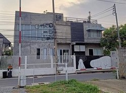  ให้เช่าอาคาร 2 ชั้น 101 ตร.ว. 398 ตรม  สุขุมวิท 101/1 ซอยวชิรธรรมสาธิต 51