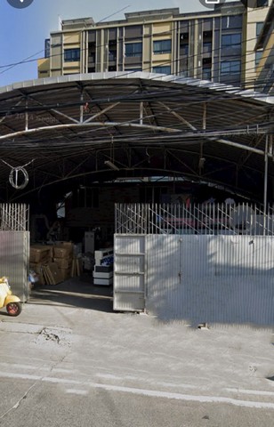 ให้เช่าโกดังพร้อมออฟฟิศ ขนาด 600ตรม. ติดถนนซอยติวานนท์ สามารถออกได้หลายทาง ใกล้รถไฟฟ้าสีชมพู