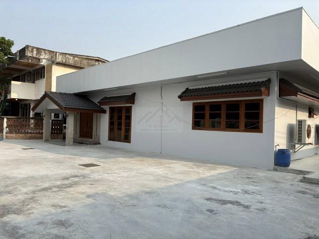 ให้เช่าอาคาร 1 ชั้น 1022 ตร.ม. ถนนติวานนท์ ซอยเรวดี ใกล้กระทรวงสาธารณสุข